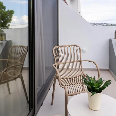 Pine View Urban Living 4 *